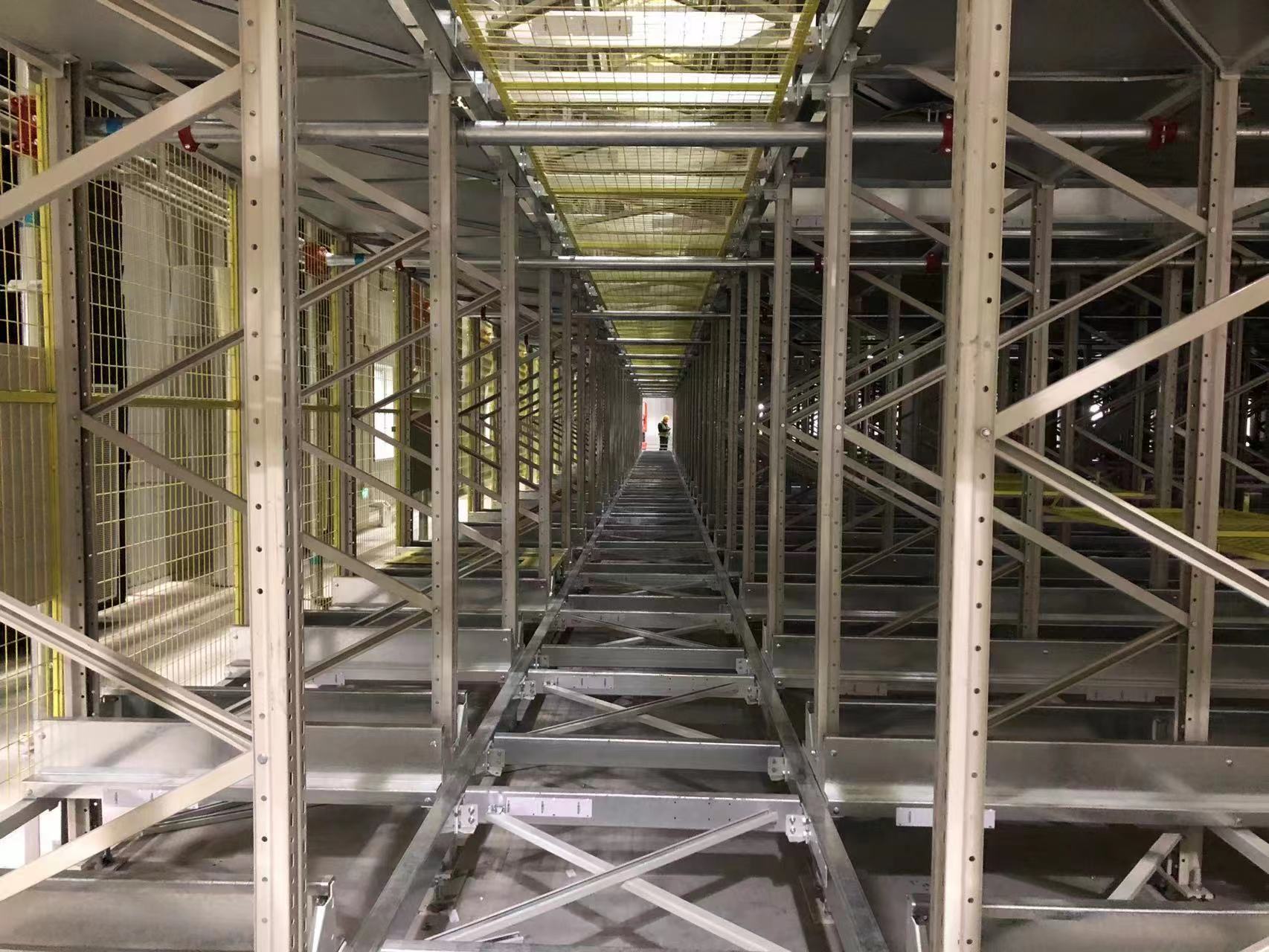 四向穿梭車立庫 vs 傳統倉儲，儲存優勢一目了然